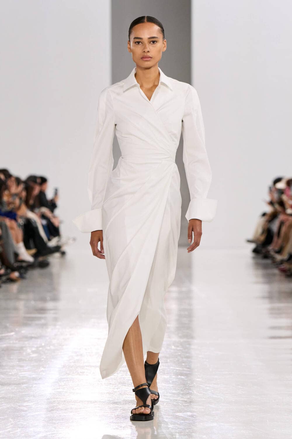 Max-Mara-SS25-16.jpg